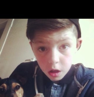 OFOLLOW ME. AND. I'll. FOLLOW BACK