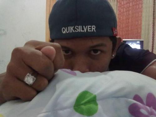 coornie's profile picture. Be Myself