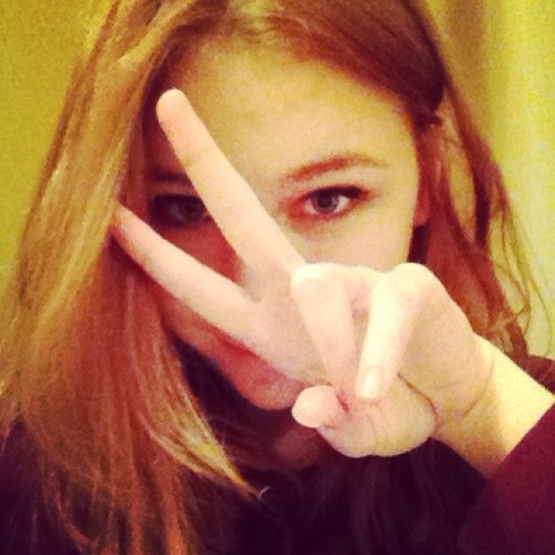 dasha_naive's profile picture. 