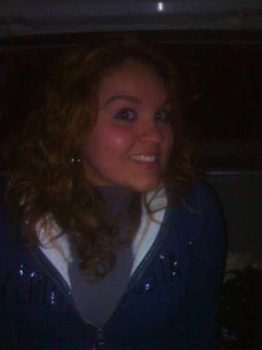 KarlitaaLozano's profile picture. 