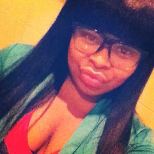 i heart DRAKE im all bout keepin it real if u aint real then dont follow me  :) if u follow me i will follow u :) #LETS KEEP IT REAL