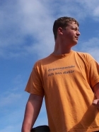 fulltime -nerd, -student and -developer. loves ruby, css, javascript, svg and most stuff on news.ycombinator