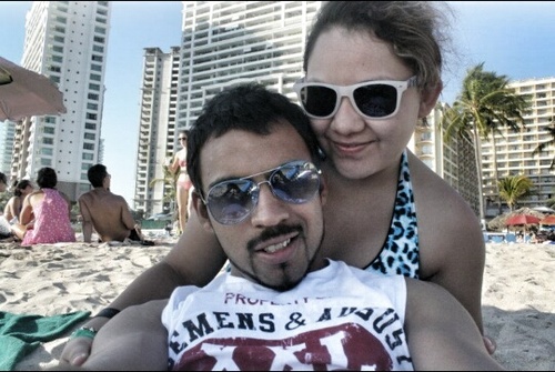 Me considero una persona alegre sencilla y sobre todo humilde, y me encanta hacer reir a las personas, creo que a eso venimos a esta vida a reir:)