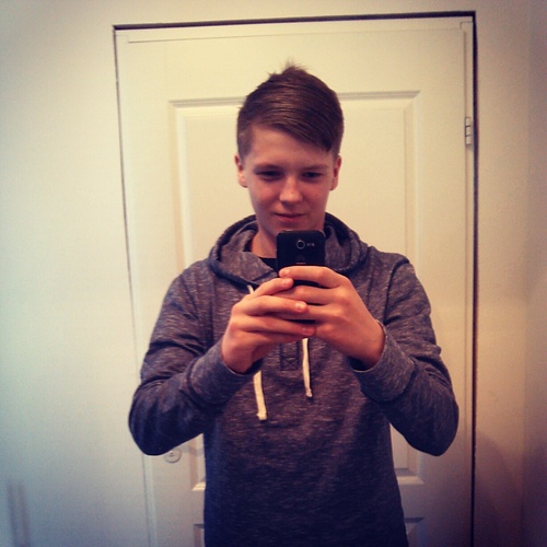 perttuboss's profile picture. Wonderful = ihana = eli mä