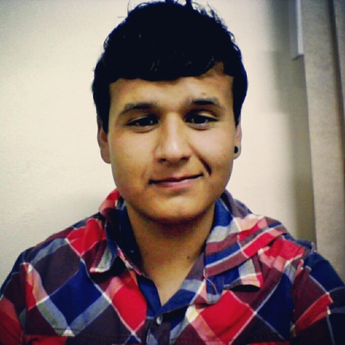Eu ainda me lembro como tudo mudou
Meu pai disse:
Não se preocupe criança.Veja, os céus tem um plano pra você♫ - 
Namorado da @Deeboraaa_B ♥