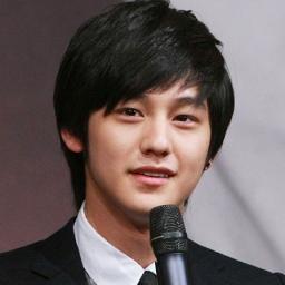 i`m just a normal girl who love lee min ho and kim bum