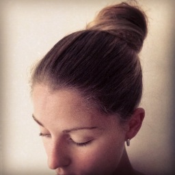 LapointeValerie's profile picture. Work in advertising in Dubai. Fait chaud, m'ennuie du Québec et de la verdure. Carbure à la pub, aux sports, aux voyages et au sucre!