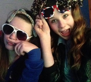 Hiiii. Its Jen and Abs, Follow us we follow back, other account got suspended, it thought we got hacked! Love Niall Horan, Jai Brooks, Luke Brooks, Josh Devine♥