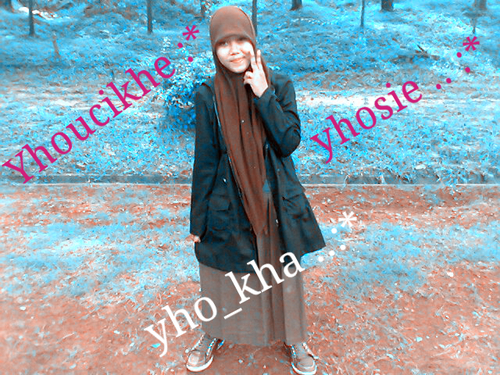 °™@rakarosemaryskt™12.12.2012°Boyolali 18 Agustus 1998°SMP Mutiara Islami Plus°Aloemnie 5°Yg udd gue follow gue hrapp folback yak.. jgn plitt*:)