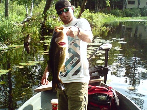 LrgMouthBassMe's profile picture. 