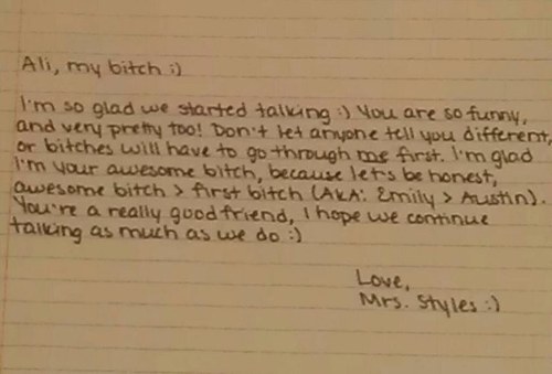 Hey im ali!:) @_heyimliam_ is my bestie. touc him i will hurt you. have a nice day jakes mine❤