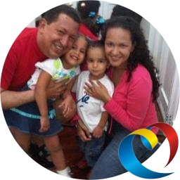 REVOLUCIONARIA DESDE QUE LA RAZÓN y MIS PRINCIPIOS SE UNIERON. HONRARÉ A MI COMDNTE CHÁVEZ HASTA MI ÚLTIMO SUSPIRO!!