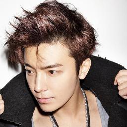 อันยองครับ ผมลีทงเฮสุดหล่อแห่งซูเปอร์จูเนียร์ , 
ฟอลมาสิครับเอล์ฟของผม ♥ 
Super Junior&E.L.F we'll walk together side by side forever :D
#bott
