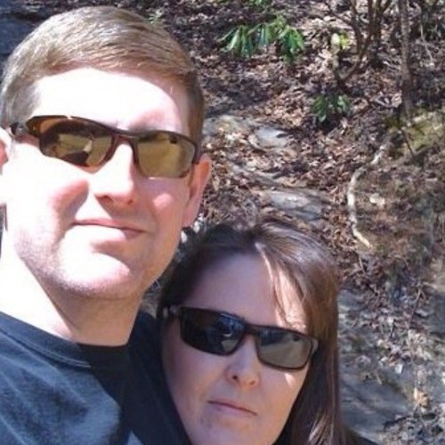 married to my wonderful husband Travis Hardegree and we have 2 awesome kids!