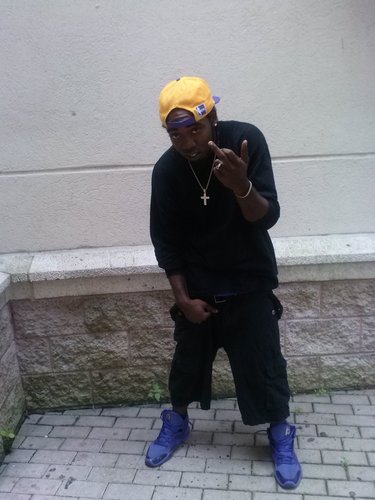 I get money and money get pussy..pow! Taebo ©