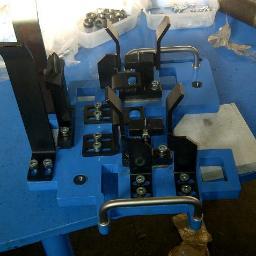 Mecanizados en tornos y centros cnc. Pieza única y pequeñas series, en todo tipo de materiales.   Tel..963.503019                .  Fax 963.798.604