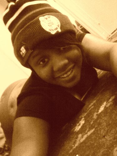 We don't wife these hoes , cause they make it hard too trust em' !