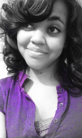 thru_ebs_eyez's profile picture. poetry written from my fingers, music in my ears, and love in my heart