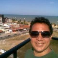 rodrigobuna's profile picture. ....sorria você esta sendo twittado.......