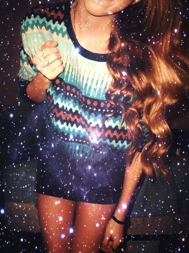 follows back bitches (; I'm not mean I'm honest.