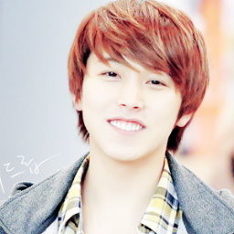 อันยองครับ ผมลีซองมิน แห่ง SuperJunior #Justbot / ผมเป็นบอทใหม่ ฝากด้วยนะครับ ♡