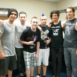 RaphTheKid's profile picture. I'm a guitarist who likes to create new things.