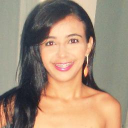 ♪ Opte por aquilo que faz seu coração vibrar , apesar das consequêcias  .
   Aquariana , 20 Anos , noiva de Allyson Alexandre '
