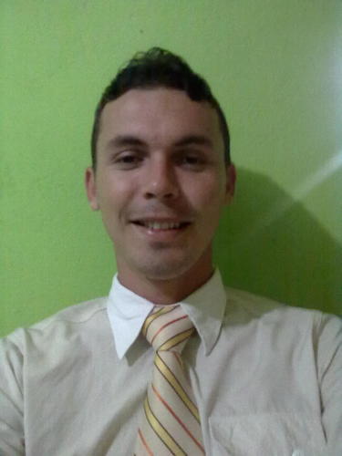 Sou feliz, pois tenho meu Jesus no coração :D