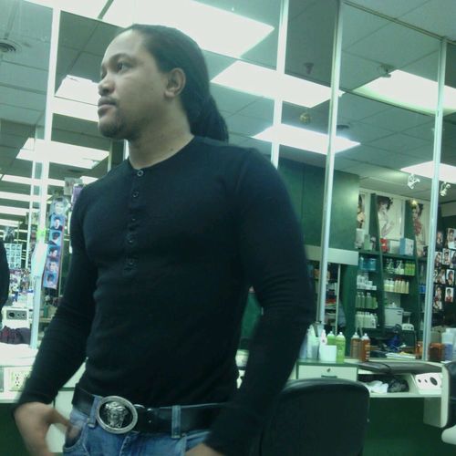 kngnght's profile picture. 