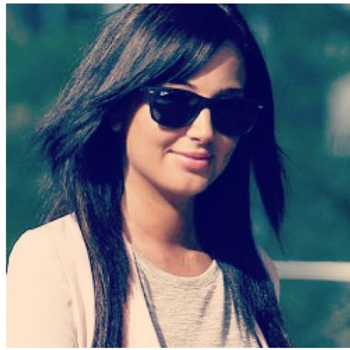 A well behave woman barely makes history!So im living 4 the moment! Just enjoying life! Fan of @officialTulisa → The Female Boss♀ NDUBLET Till The Day I Die∞