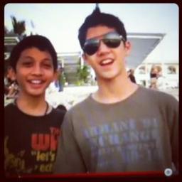 Rayarayareyo's profile picture. berusaha menyukai mata pelajaran jurusan IPA walaupun sebenarnya tidak suka :)