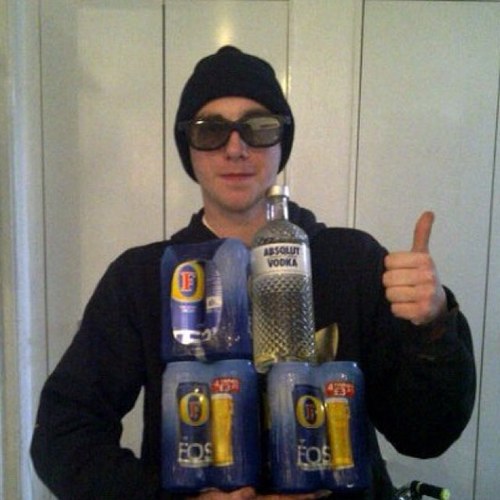 09mikemike's profile picture. 