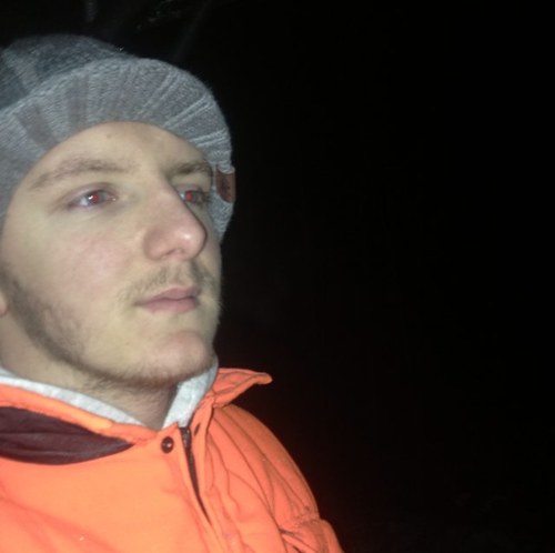 Amateur COD player, Co-founder of MeRcY. Best support player in the game. Looking for a sponsor.