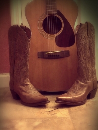 Country_blessin's profile picture. I'm a small town TN girl with opinions on everyone. I'm in love with the country life from guns,liftkits,Luke Bryan,& Huntin& fishin. Follow me?;)