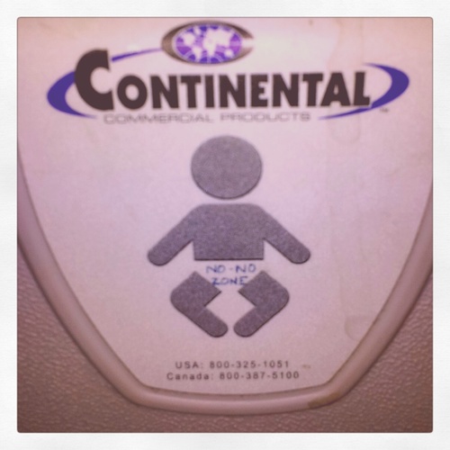 pregnancytmi's profile picture. some fat pregnant lady from Chicago. I'm hungry.