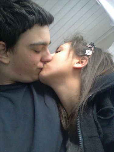 #'lovemyfamily!3    follow back!!       #tom!myBoy! xxxxxxxxxxxx