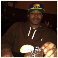 Mr. Riley (@yaboitaeice) 's Twitter Profile