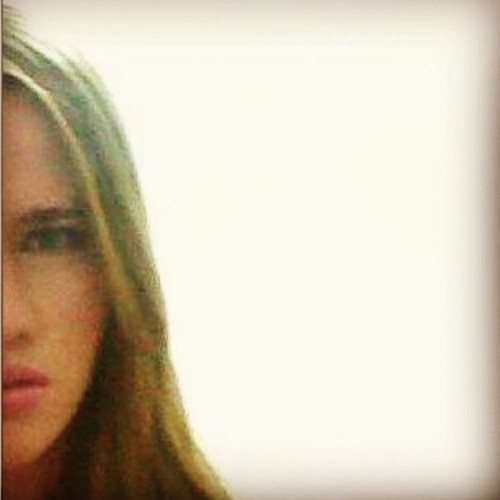 Melindissa's profile picture. Mi inteligencia me sirve más para fortalecer mis locuras que mi razón.