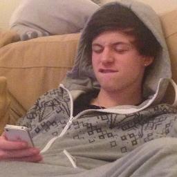 first fanpage for ry from overload! :) other account @ryrobertsonarmy got suspended! boys were 6th follower