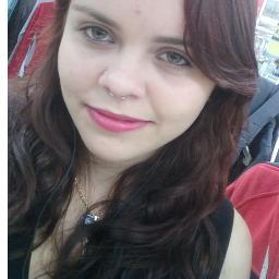 Já sou ciente dos meus defeitos, não preciso de ninguém me lembrando toda hora que sou falha, mas se esquecendo que também sou humana. taurina 18.