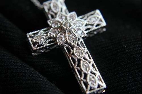 We are children of The King; I can do all things through Christ which strengthen me. † ♡