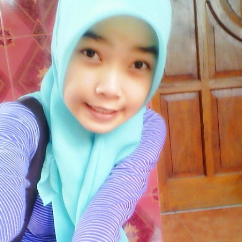 AMELIA IKA NUR JANNAH | 25 DESEMBER 1995 | FOLLBACK JUST MENTION  :)