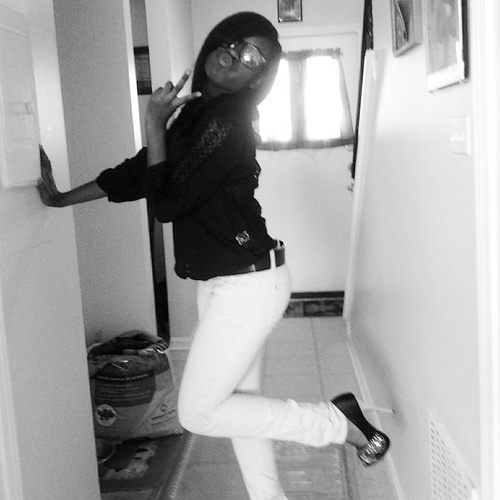#TeamAries #TeamDarskin #GME #FGE:) Follow Big Sis: @Dimples_Ayee Follow Me On IG: @thuggin_belizean 工 D◯nt ﾚo乇 ㄚ◯∪ h◯乇s””