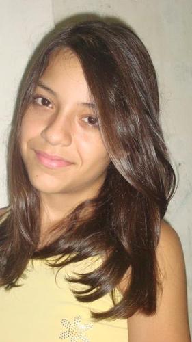 Aquariana,chata,13 anos,amiga,sincera,louca E SE VOCÊ MI QUISER PQ SOU MUITO GATA EU ESTOU SOLTEIRA VIU?