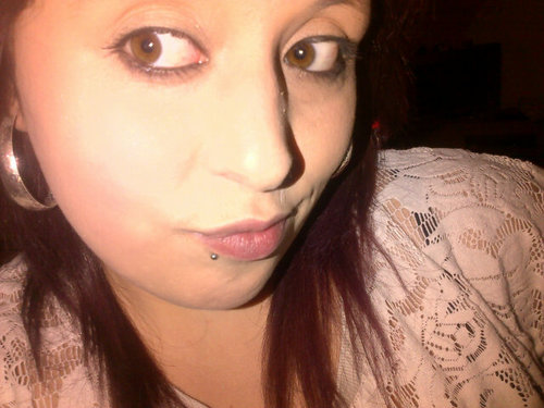 Mimi_Fml's profile picture. Bit of a nutter to be fair should come with a warning label!!