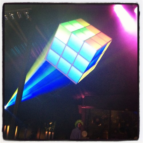 Pantallas de LED outdoor e indoor, LCD´s, proyectores, telones, sistemas de audio, iluminación, servicio técnico y Producción de eventos audiovisuales!