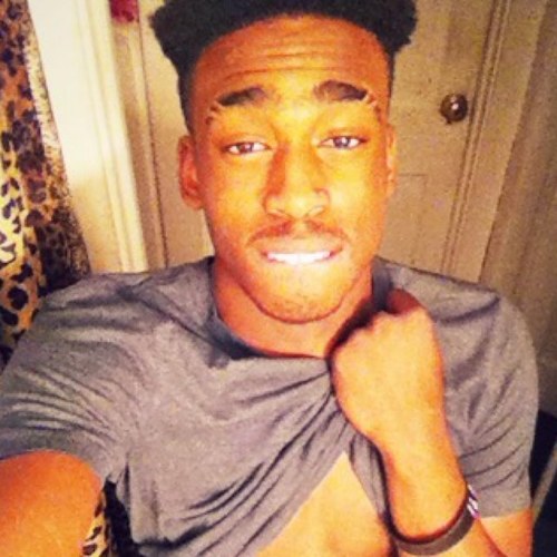 #TeamCeltics , TeamFollowBack , #follow me on IG : ____Toosmoove #TeamFreaky #TeamIPhone ,c/o 2014 , #Ihoop#4 ,#HumanHighlightReel