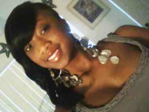Iam Her Trellany ♡ Team : Pretty.! Team: BAD With Ah Whole Lot of Class ' Follow ME ' I Follow BACK☆ ✨4'21 TAURUS♉
