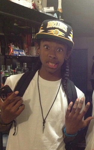 i am rayray's girlfriend