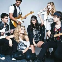 Se já chorei...não importa, importa que eu to aki e um dos motivos e por meu lifes REBELDES BR!!! ME SIGAM!!